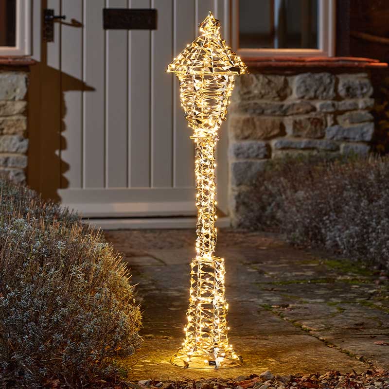 GoldTwist Lamp Post LV
